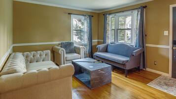 House (2 Bedrooms) | Bahagian dalam