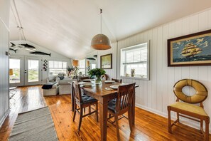 Mökki (2 Bedrooms) | Sisätilat