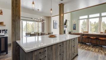 Maison (5 Bedrooms) | Intérieur