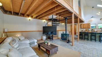 House (4 Bedrooms)