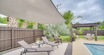 Melbourne Home w/ Pool & Patio, 6 Mi to Beach!
