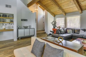 House (4 Bedrooms) | Interior - Pet-friendly Coarsegold Vacation Rental w/ Deck! (Coarsegold)