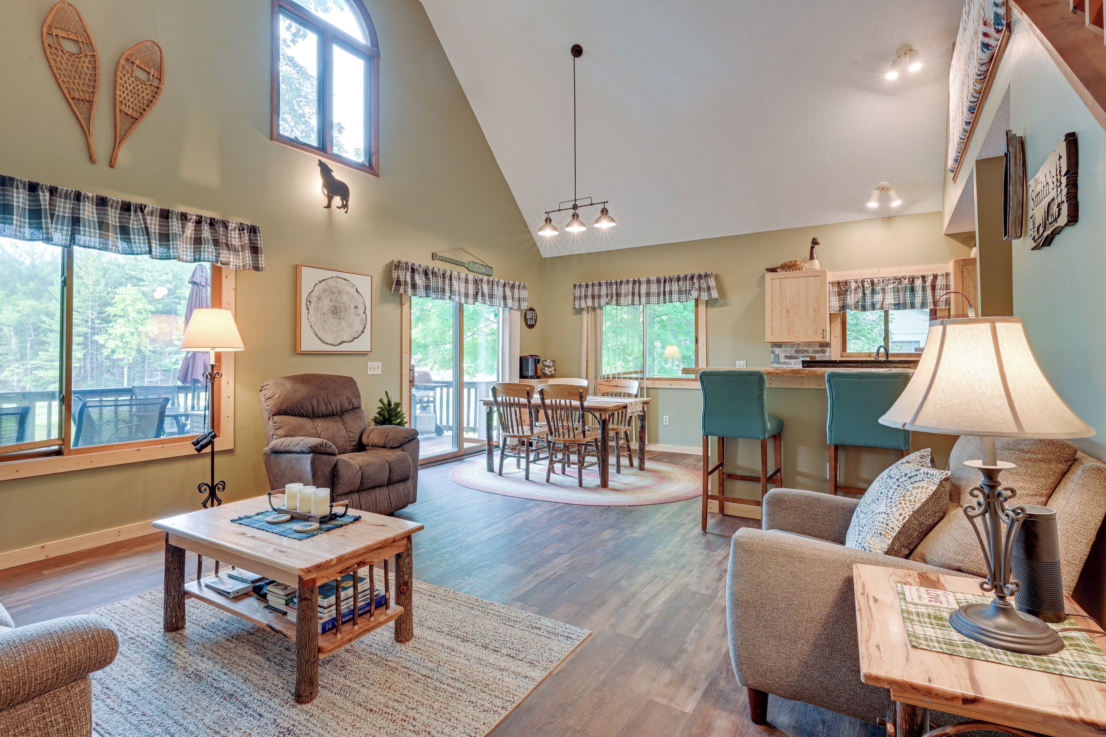 المنشأة من الداخل