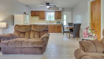 Apartment (1 Bedroom) | Interior