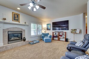 House (4 Bedrooms) | Interior - Pet-friendly Meridian Vacation Rental w/ Fire Pit! (Meridian)