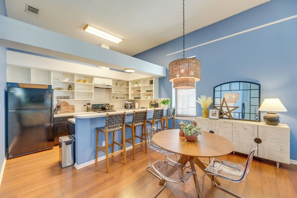 Apartment (1 Bedroom) | Interior - Renovated San Marcos Vacation Rental w/ Balcony! (San Marcos)