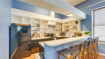 Apartment (1 Bedroom) | Interior