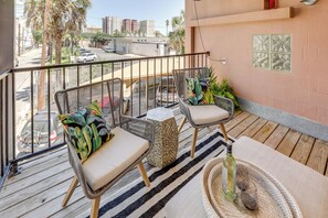 Apartment (1 Bedroom) | Interior - Renovated San Marcos Vacation Rental w/ Balcony! (San Marcos)