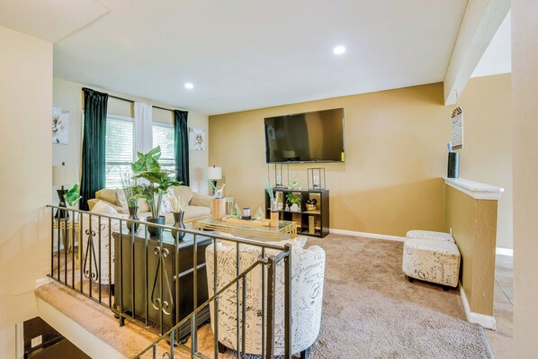 Apartment (3 Bedrooms) | Interior - Cozy Missouri Retreat w/ Deck & Grill, Near Hiking (Lee's Summit)