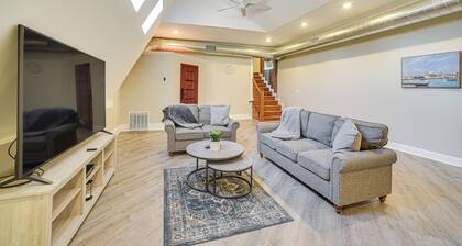 Walk to Dtwn & Waterfront: Roomy Troy Apt