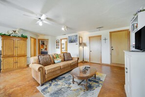 Casa (2 Bedrooms) | Interior