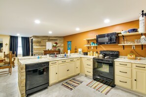 Apartment (2 Bedrooms) | Bahagian dalam