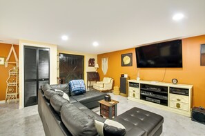 Apartment (2 Bedrooms) | Depan hartanah