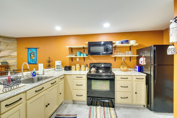 Apartment (2 Bedrooms) | Bahagian dalam