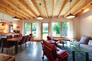 บ้านพัก (4 Bedrooms) | ภายใน