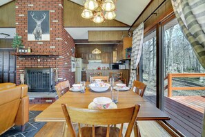 Cottage (2 Bedrooms) | Interior - Cozy Pocono Lake Cottage w/ Fire Pit + Ping Pong! (Pocono Lake)