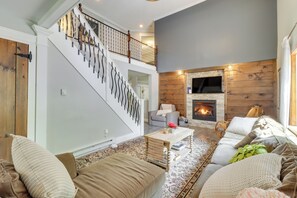 House (3 Bedrooms) | Front of property - Private Hot Tub & Fire Pit: Pocono Lake House! (Pocono Lake)