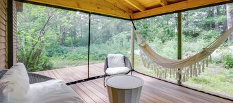 Gorgeous Sunday River Cabin w/ Saltwater Hot Tub!