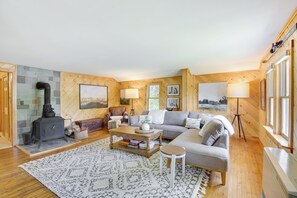 House (3 Bedrooms) | Front of property
