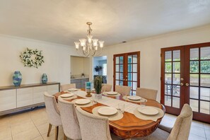 منزل (4 Bedrooms) | المنشأة من الداخل