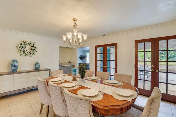House (4 Bedrooms) | Interior
