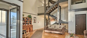 Ski-in/ski-out Brian Head Condo w/ Hot Tub!