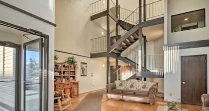 Ski-in/ski-out Brian Head Condo w/ Hot Tub!