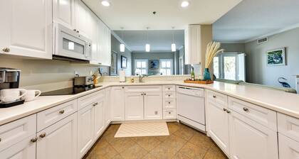 Pet-friendly Fernandina Beach Condo: Walk to Beach