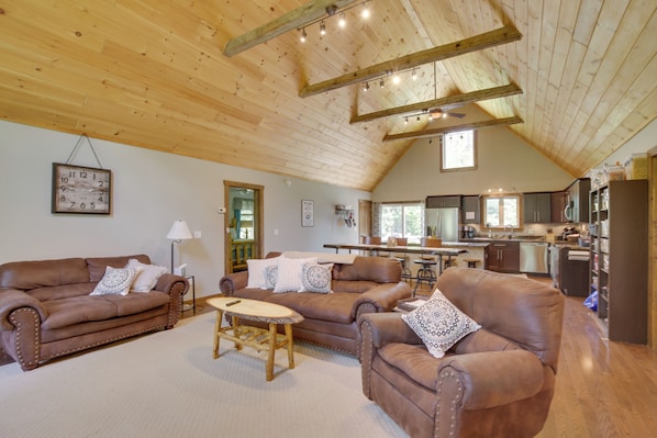 House (6 Bedrooms) | Interior - Spacious Cabin w/ Private Dock on Thompson Lake (Oxford)
