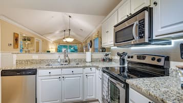 Apartment (3 Bedrooms) | Interior