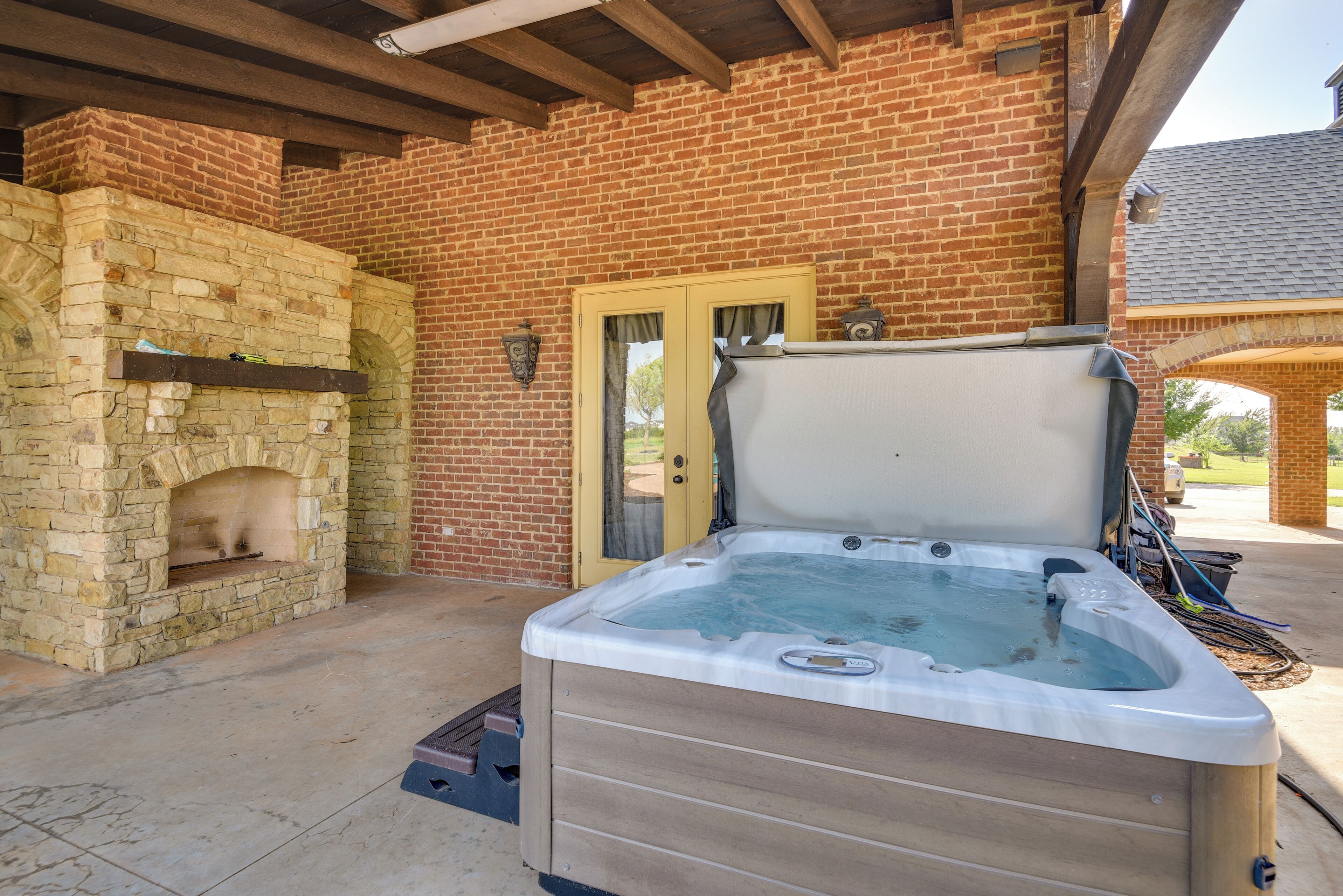 Apartment (0 Bedroom) | Interior