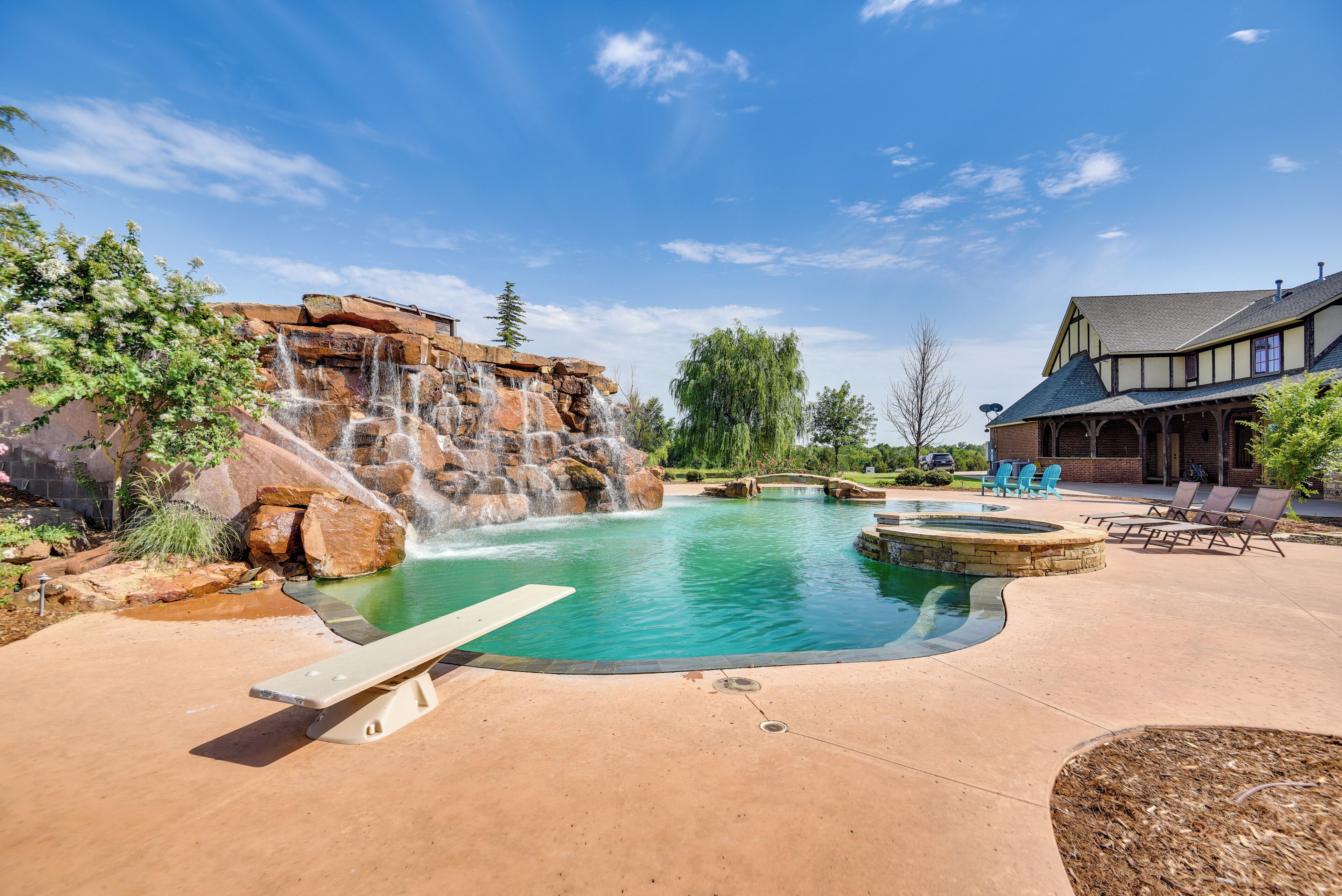 Apartment (0 Bedroom) | Interior