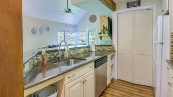 Apartemen (3 Bedrooms) | Interior