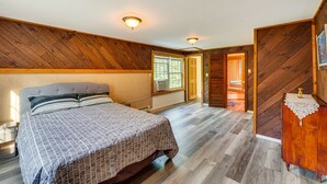 House (2 Bedrooms)