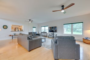 House (Multiple Bedrooms) | Interior