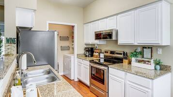 Apartment (3 Bedrooms) | Innenbereich