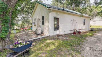 Apartment (0 Bedroom) | Interior