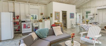 Coffeyville Countryside Studio w/ Fire Pit!