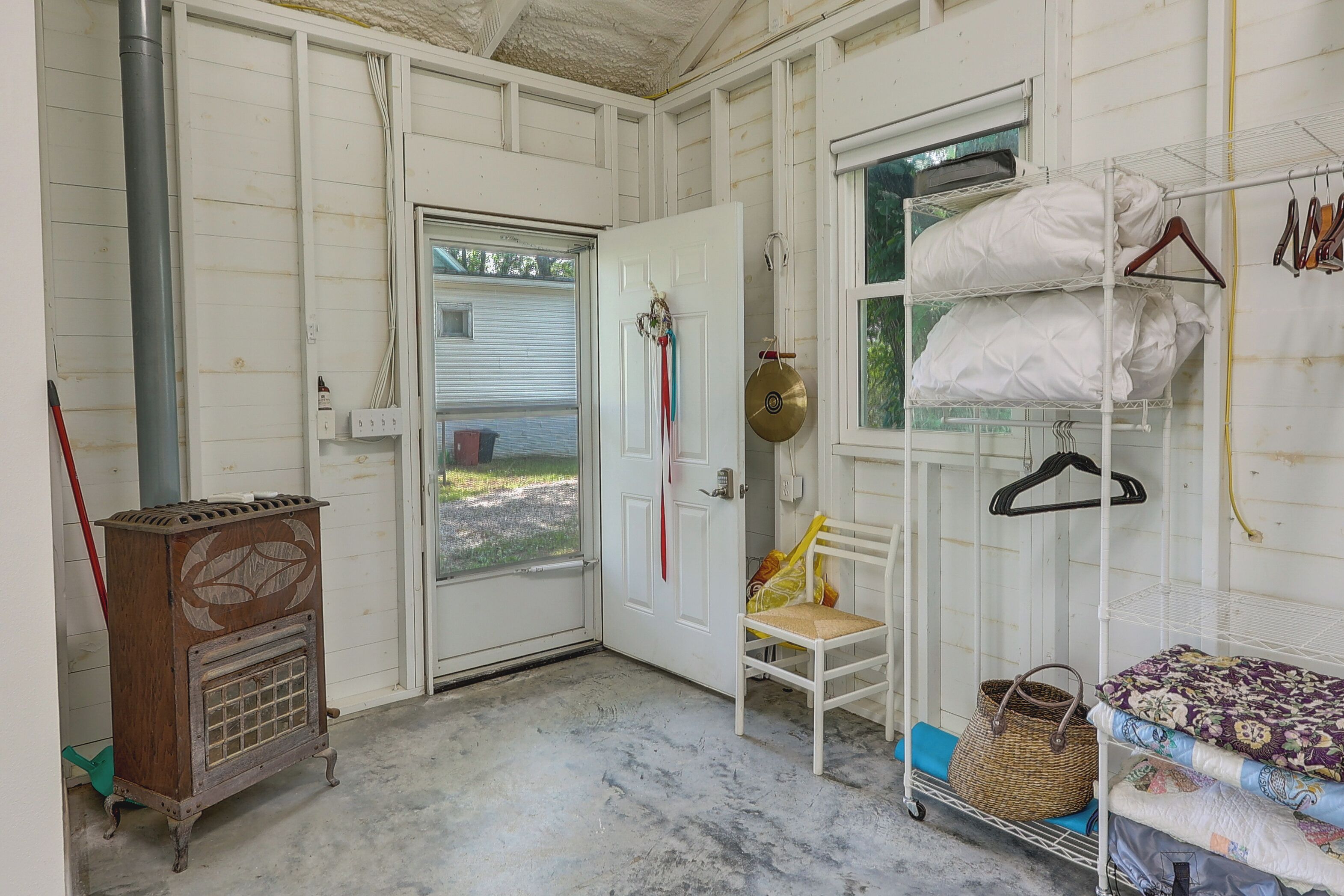 Apartment (0 Bedroom) | Interior