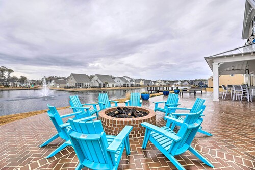 Beaufort Getaway w/ Pool Access, 2 Mi to Downtown!