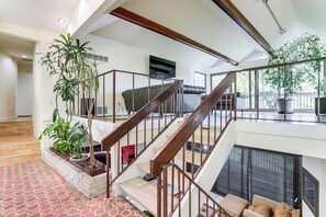 Ev (2 Bedrooms) | İç mekân