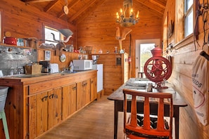 Interior - 'ark Bunkhouse' Fredericksburg Hideaway w/ Hot Tub (Fredericksburg)