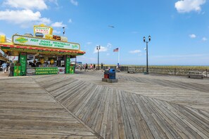 Apartment (3 Bedrooms) | Interior - Lovely Abode: Walk to Seaside Heights Boardwalk! (Seaside Heights)