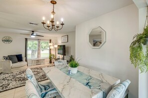 House (2 Bedrooms) | Interior - Port Charlotte Home w/ Sunroom, Grill & Fire Pit! (Port Charlotte)
