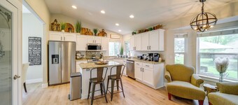 Coeur D'alene Vacation Rental ~ 4 Mi to the Lake!