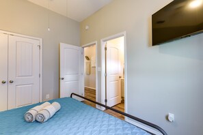3 Schlafzimmer, Bügeleisen/Bügelbrett, Bettwäsche