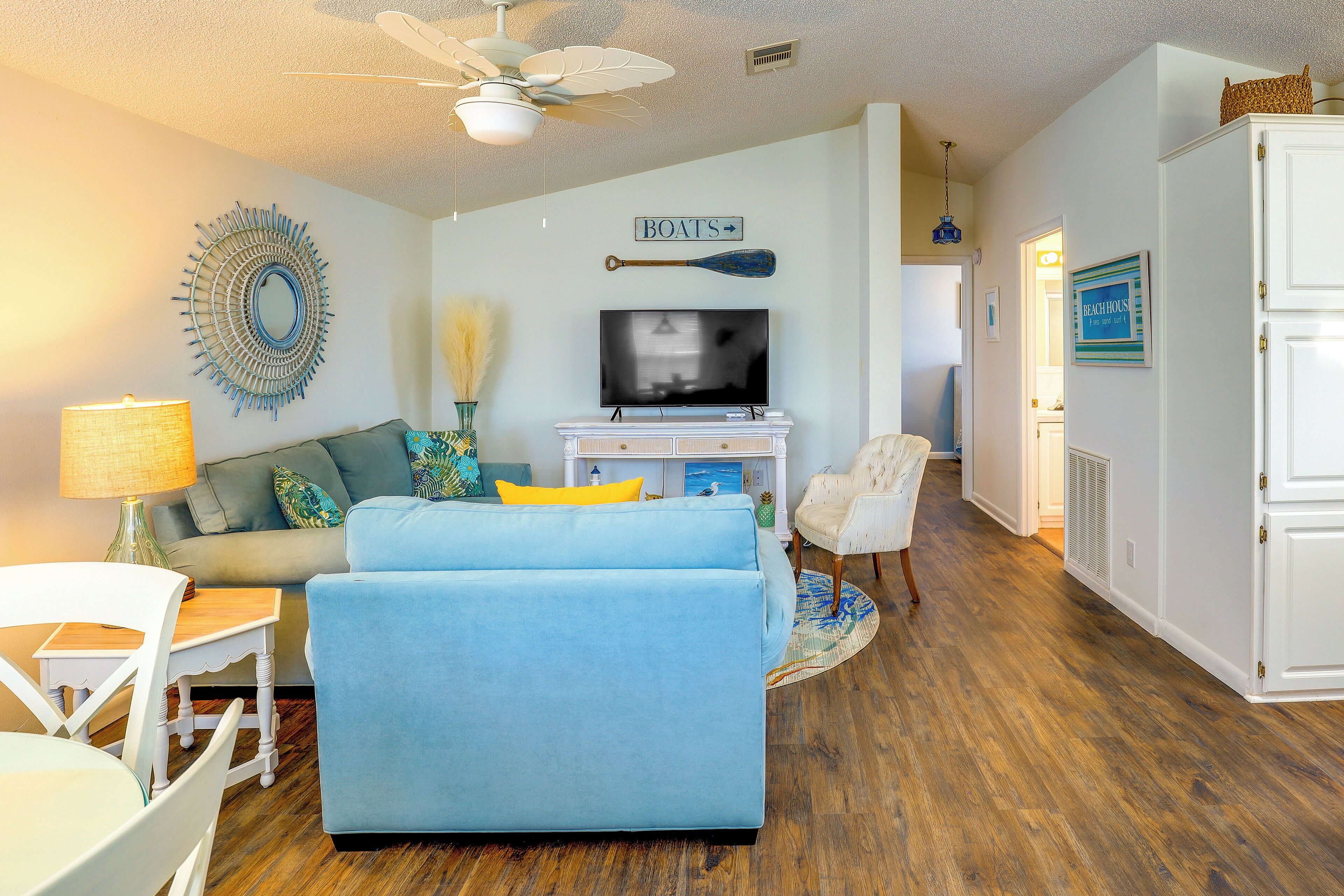 House (2 Bedrooms) | Interior