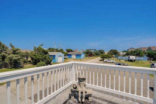 Rodanthe Vacation Rental - Walk to the Beach!