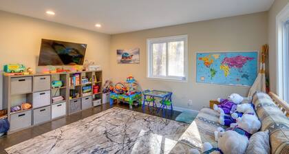 Spacious & Serene Lake Ridge Retreat w/ Game Room!