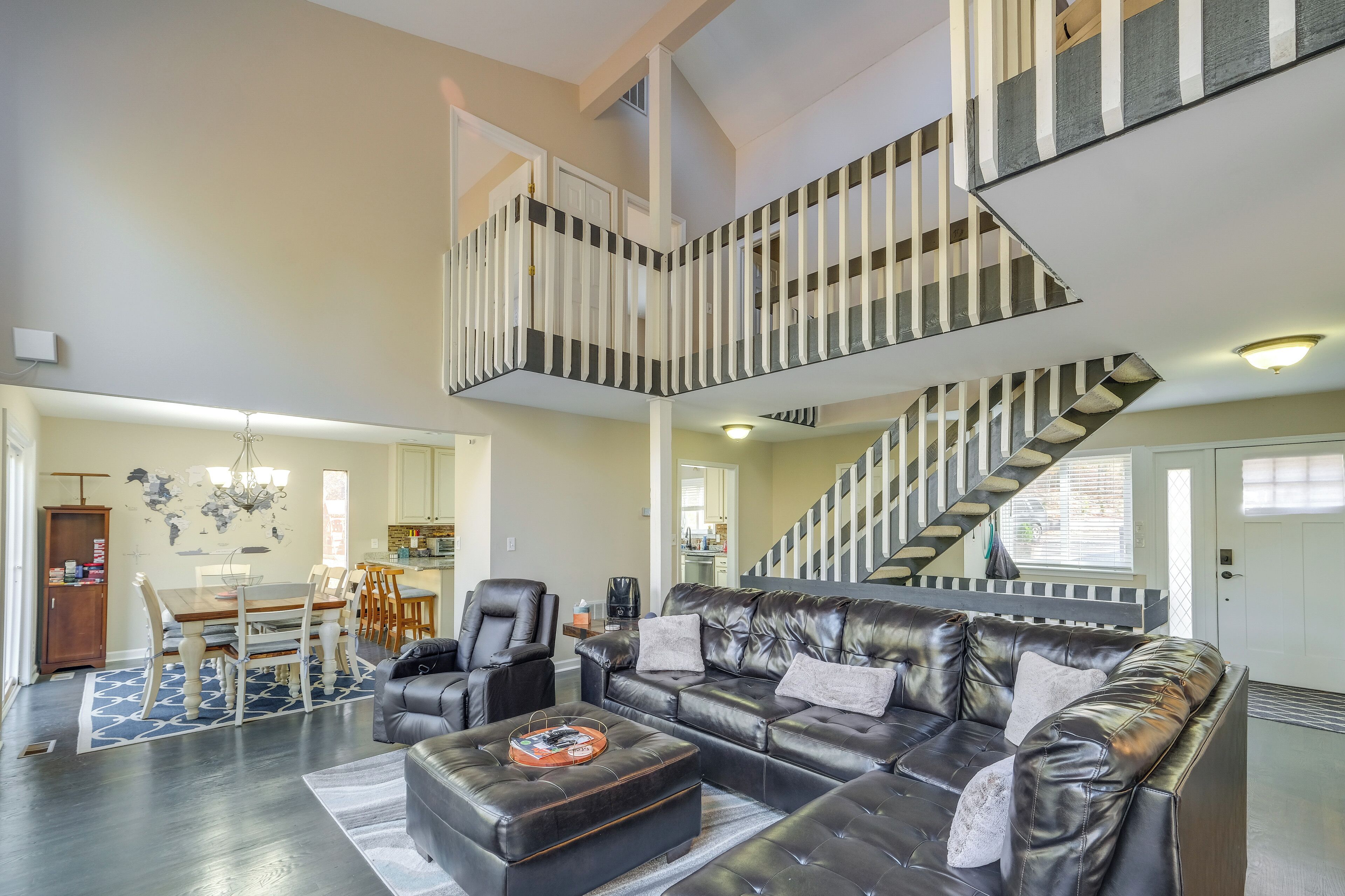 Rumah (4 Bedrooms) | Bagian depan properti